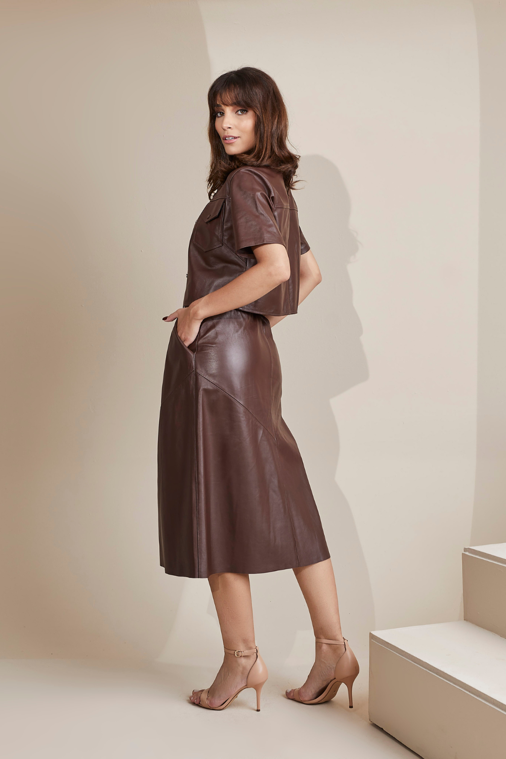 CAMISA CROPPED MARROM CHOCOLATE