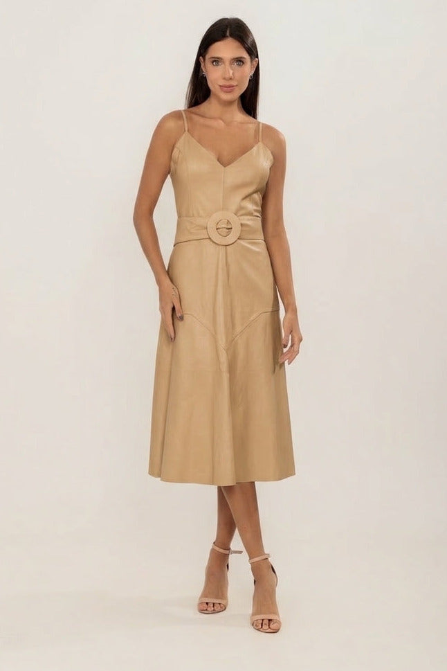 VESTIDO MIDI RECORTE AVELÃ