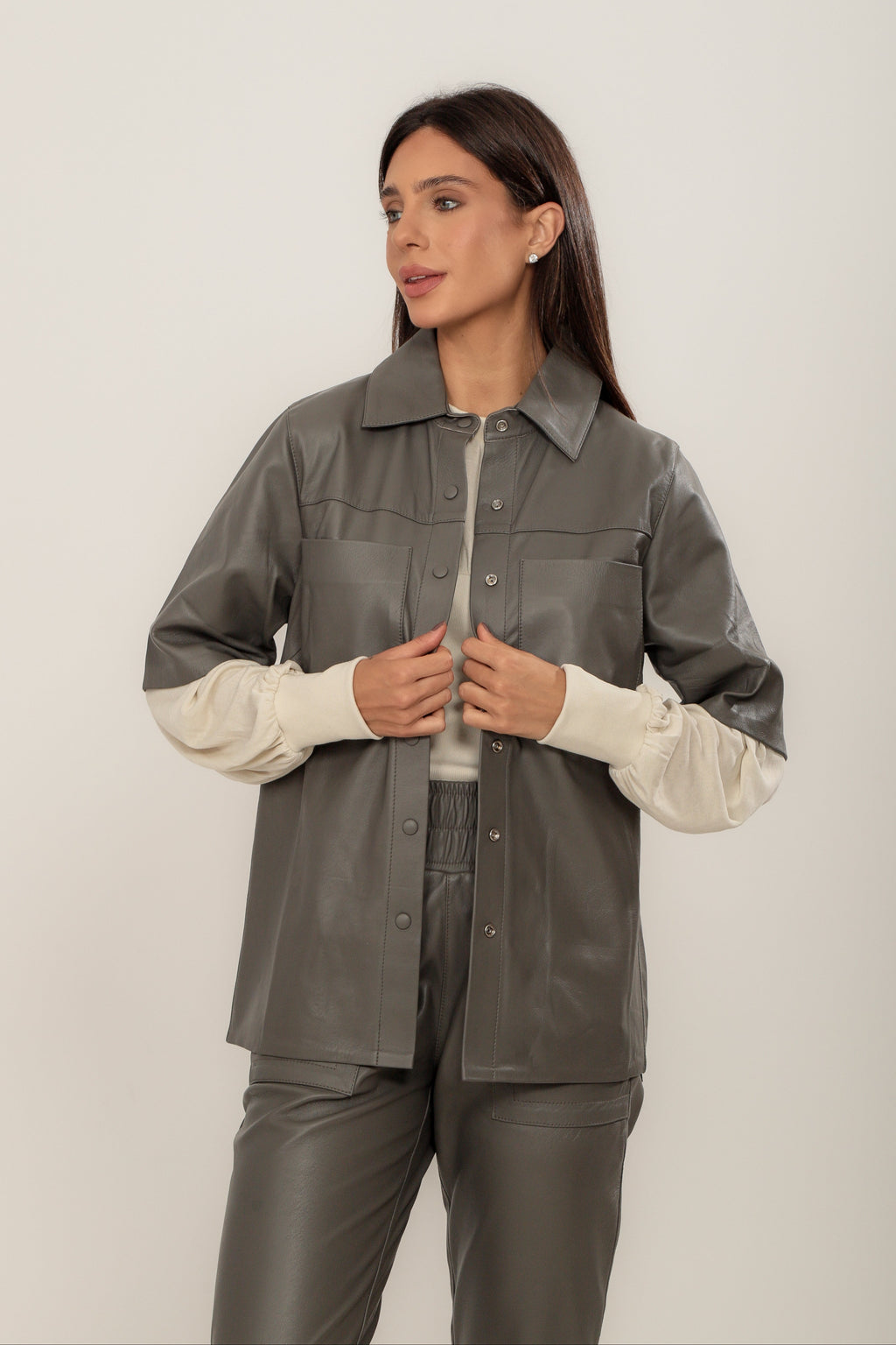 Camisa Couro Longa Cinza