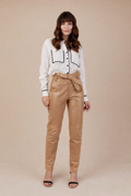 CALÇA CLOCHARD AVELÃ