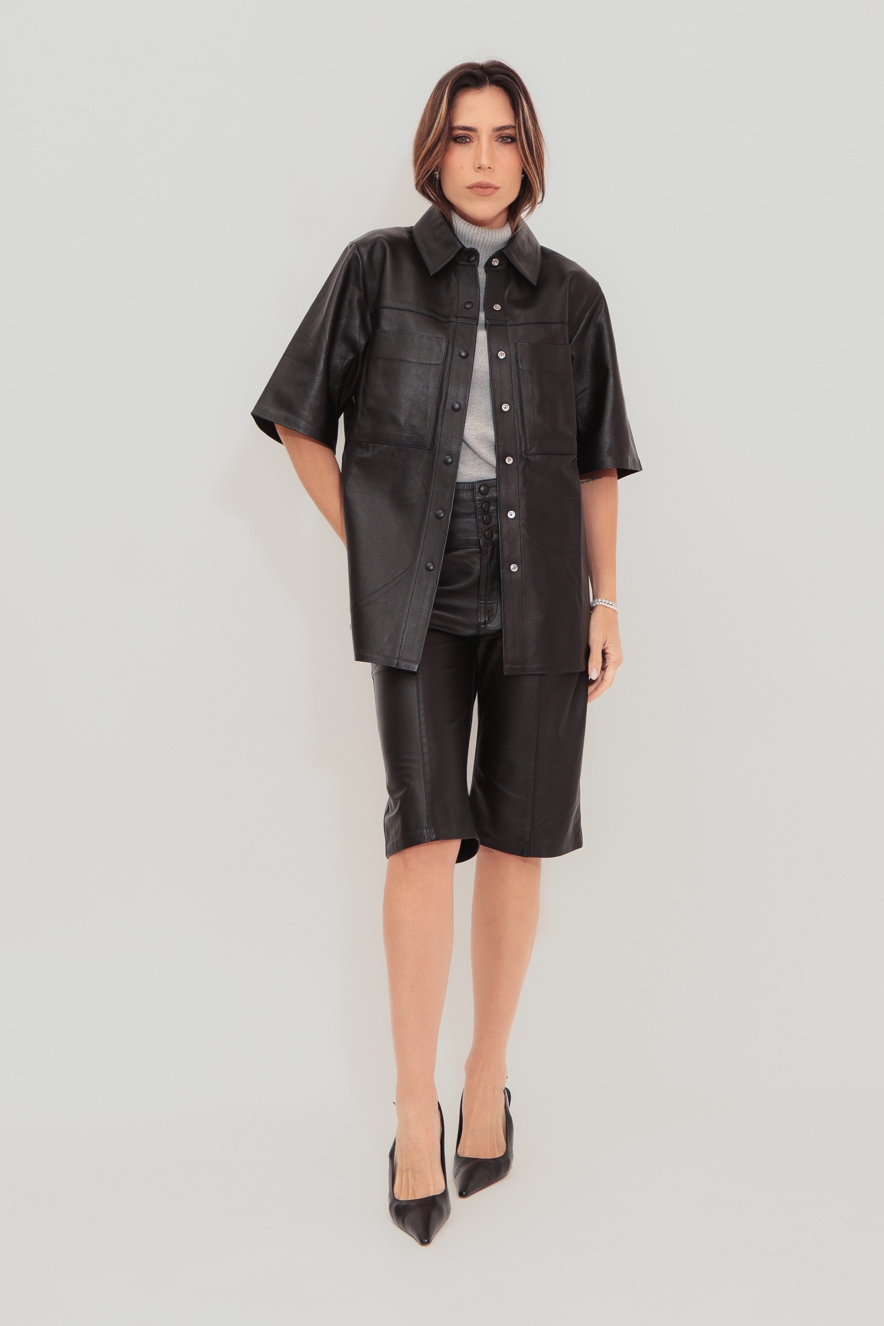 Camisa Couro Longa Preta