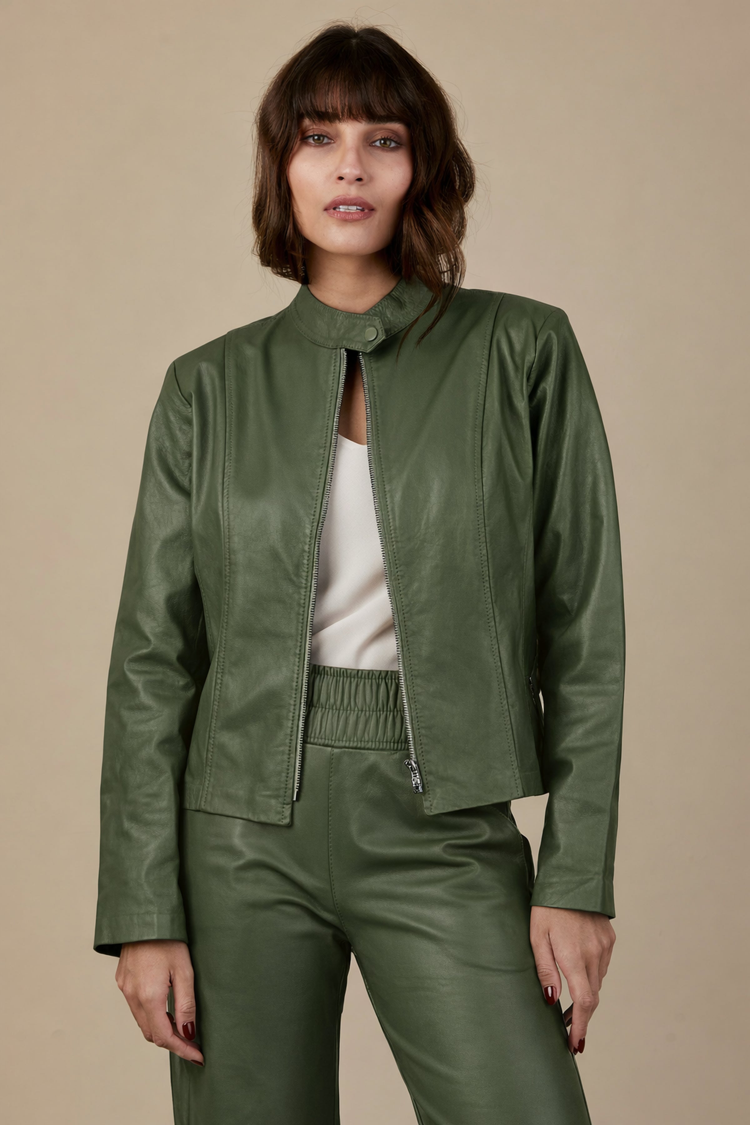 JAQUETA ACINTURADA VERDE MILITAR