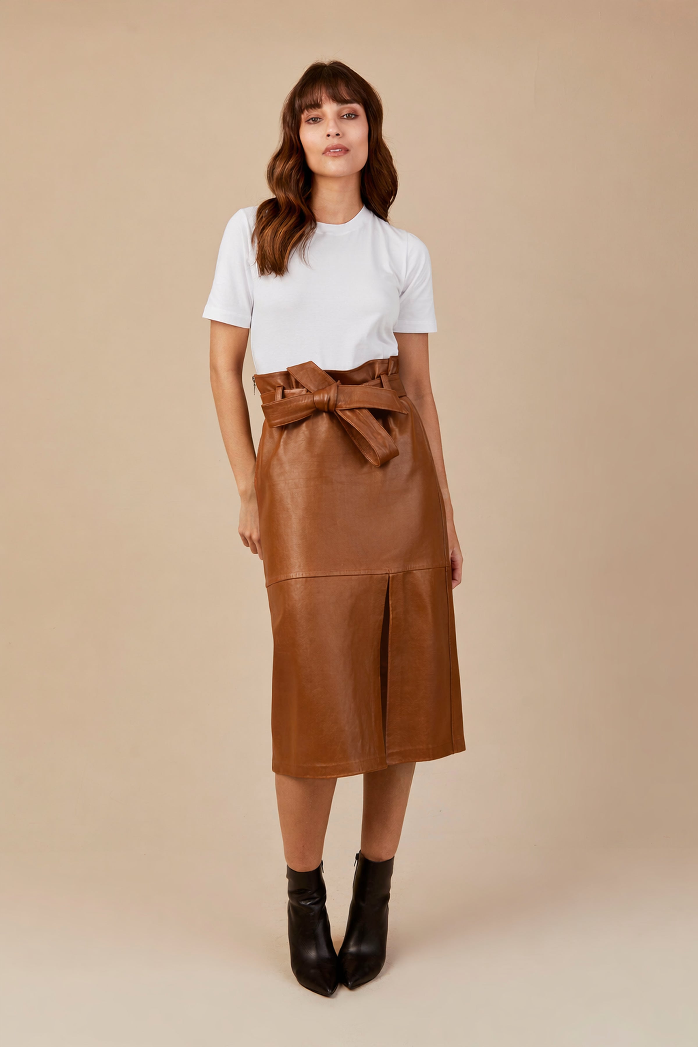 SAIA CLOCHARD FENDA CARAMELO